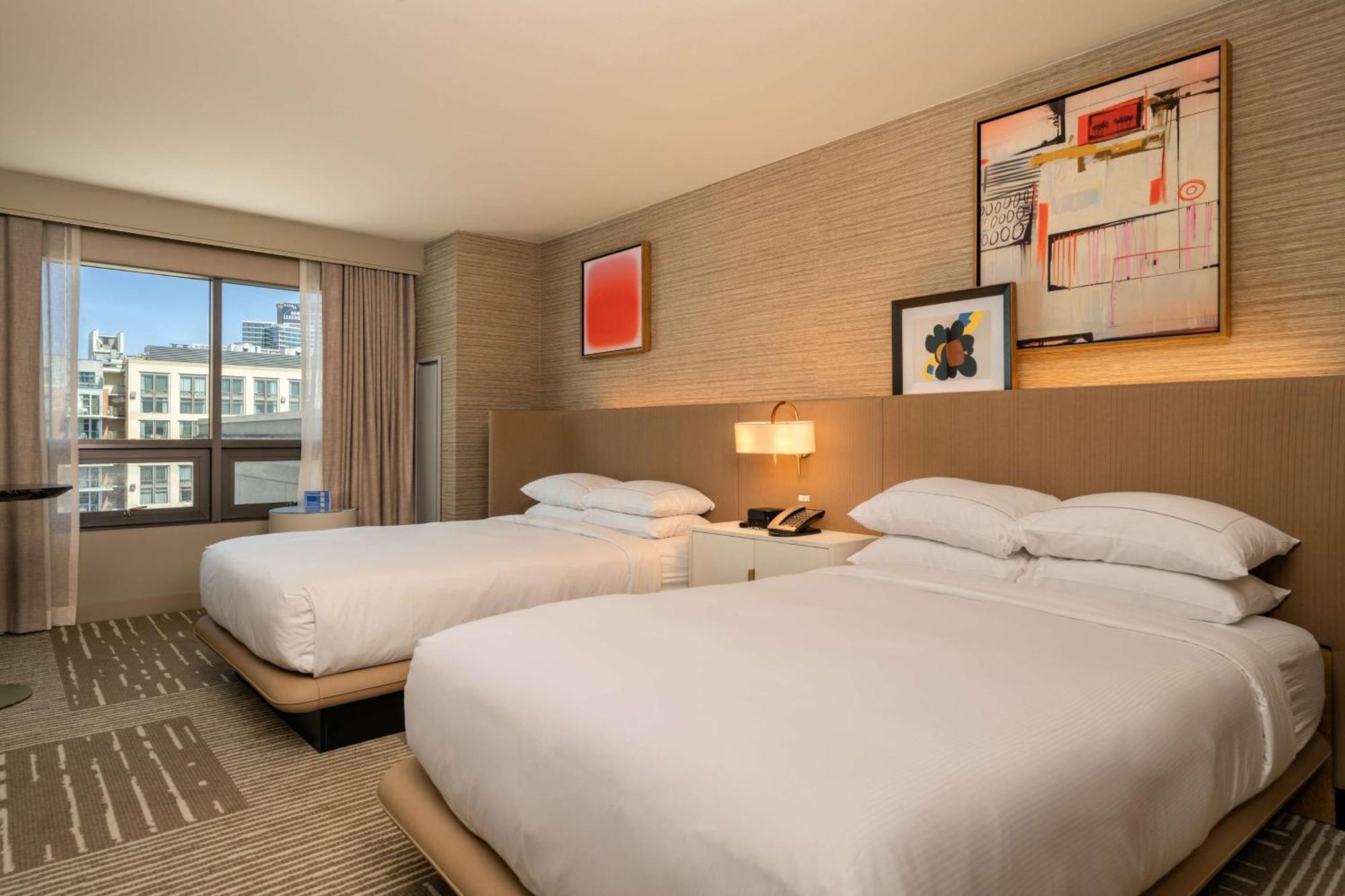 Hilton San Diego Gaslamp Quarter Exterior photo